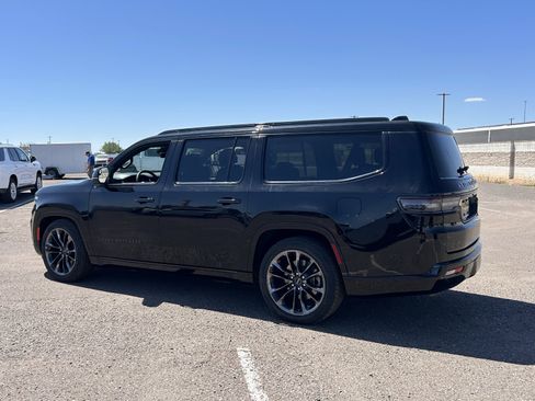 Used 2024 Jeep Grand Wagoneer L Series II w/ Quick Order Packagew 28T image 3