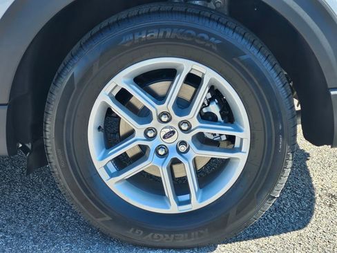 New 2026 Ford Explorer Active image 30