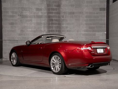 Used 2010 Jaguar XK Convertible RWD image 6