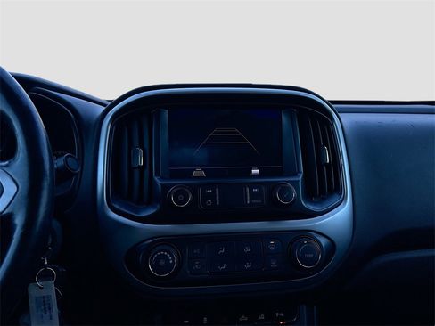 Used 2021 Chevrolet Colorado LT w/ Safety Package image 13