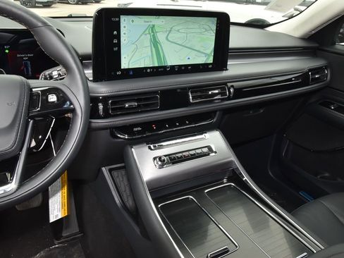 New 2026 Lincoln Aviator 2WD image 27