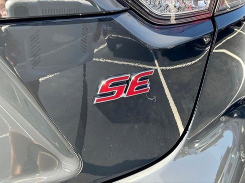 Used 2025 Toyota Corolla SE image 8