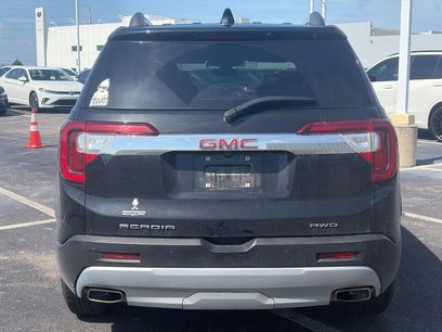 Used 2023 GMC Acadia SLT