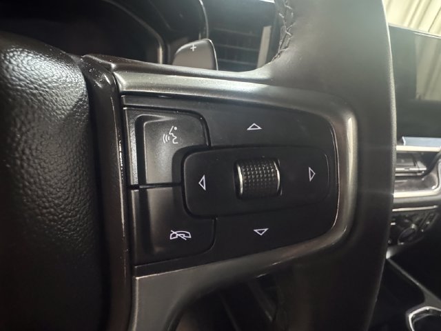 Used 2025 Chevrolet Silverado 1500 LTZ AWD/4WD image 23