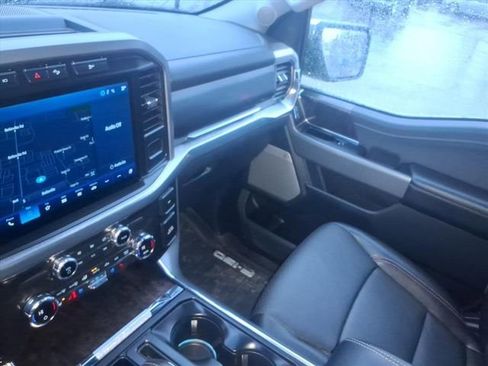 Certified 2021 Ford F150 Lariat w/ Equipment Group 502A High image 27