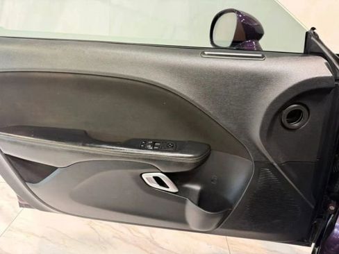 Used 2020 Dodge Challenger R/T w/ Blacktop Package image 10