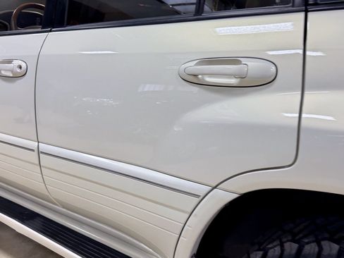 Used 2000 Lexus LX 470 4WD image 22