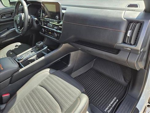 Used 2025 Nissan Pathfinder Rock Creek AWD/4WD image 22