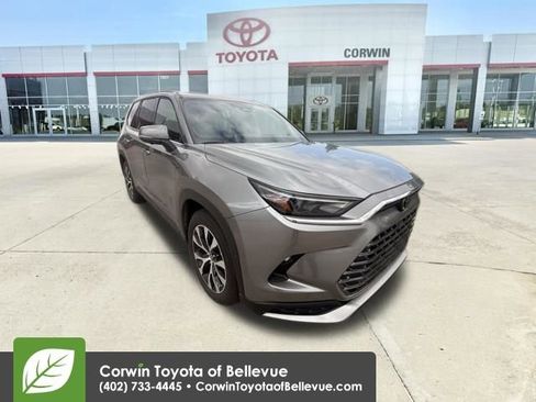 Used 2026 Toyota Grand Highlander AWD Hybrid image 1
