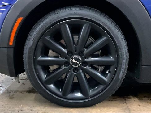 Used 2019 MINI Cooper S w/ Premium Package image 12