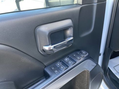 Used 2019 Chevrolet Silverado 2500 LT image 20