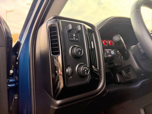 Used 2017 Chevrolet Silverado 1500 LTZ Z71 w/ LTZ Plus Package AWD/4WD image 25