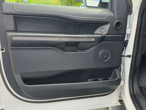 Used 2023 Ford Expedition Max XLT AWD/4WD image 13