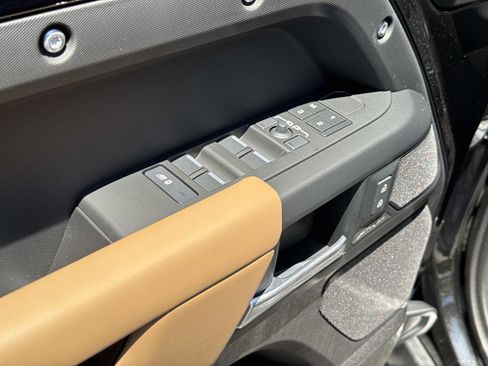 New 2026 Land Rover Defender 130 S AWD/4WD image 20