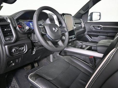 Used 2025 RAM 1500 Laramie image 23