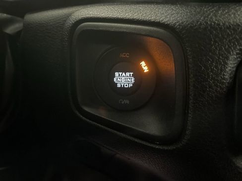 Used 2024 Jeep Wrangler Unlimited Sport AWD/4WD image 10
