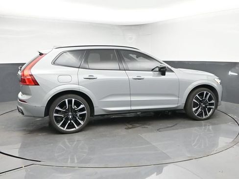 Used 2024 Volvo XC60 B5 Ultimate w/ Protection Package Premier AWD/4WD image 9
