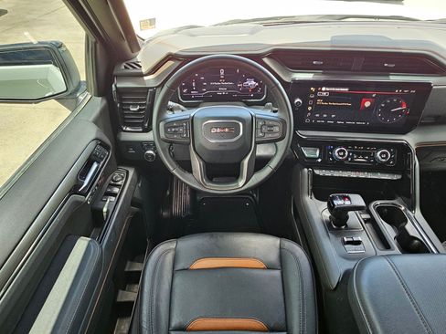 Used 2025 GMC Sierra 1500 AT4 AWD/4WD image 30