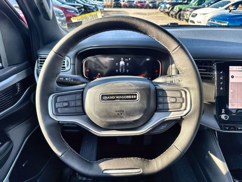 New 2026 Jeep Grand Wagoneer L Limited w/ Premium Group II image 16