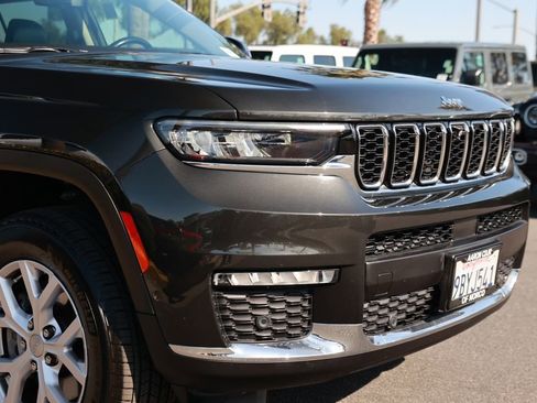 Used 2022 Jeep Grand Cherokee L Limited w/ Luxury Tech Group II RWD image 7