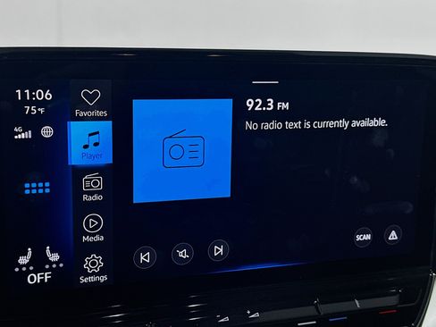 Used 2023 Volkswagen ID.4 Pro image 19