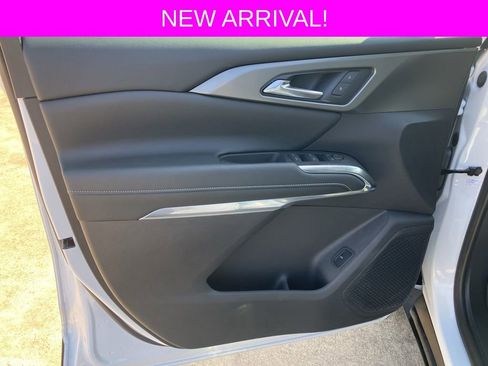 Used 2024 Chevrolet Traverse LT w/ LPO, Floor Liner Package image 27