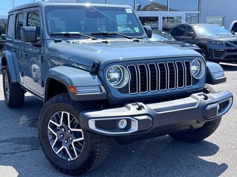 New 2026 Jeep Wrangler Unlimited Sahara AWD/4WD image 1