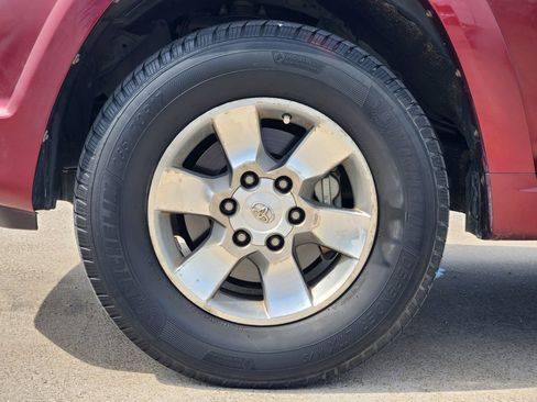 Used 2011 Toyota 4Runner SR5 AWD/4WD image 11