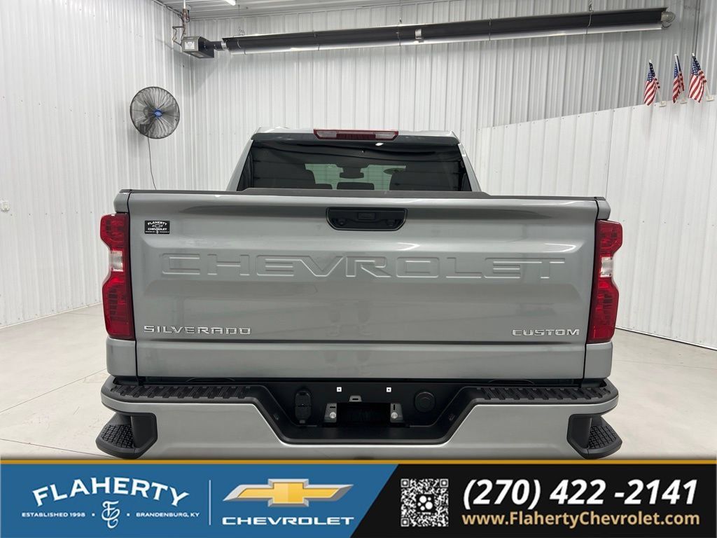 Used 2025 Chevrolet Silverado 1500 Custom AWD/4WD image 4