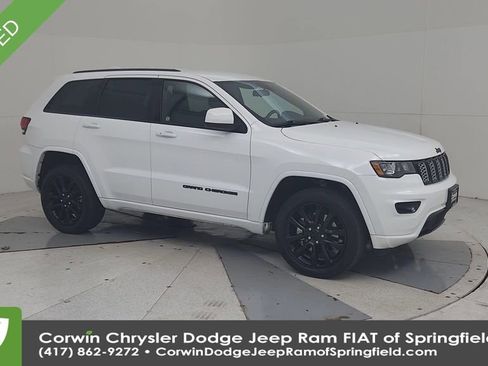 Certified 2021 Jeep Grand Cherokee Laredo X image 2