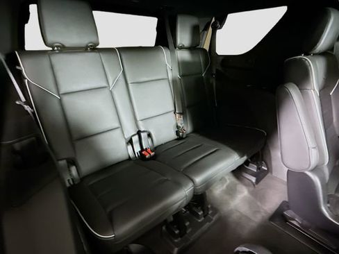 Used 2023 Cadillac Escalade Sport w/ LPO, Illumination Package AWD/4WD image 30