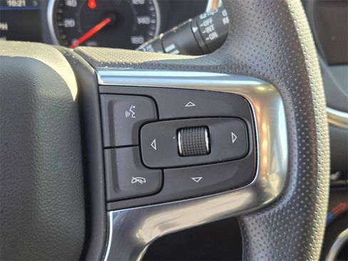 Used 2025 Chevrolet Blazer LT image 21