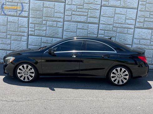 Used 2018 Mercedes-Benz CLA 250 w/ Convenience Package image 7