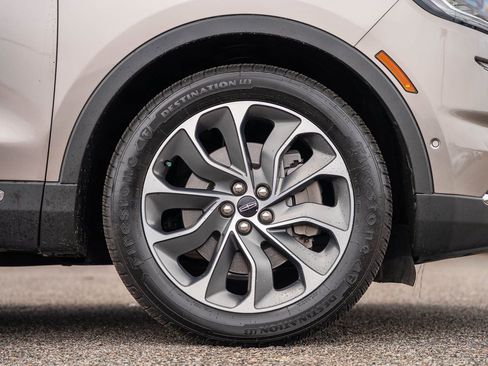 Used 2021 Lincoln Nautilus Reserve FWD image 13