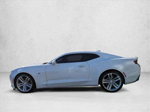 Used 2016 Chevrolet Camaro LT image 9