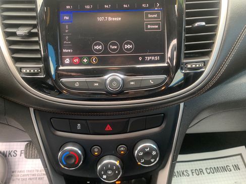 Used 2020 Chevrolet Trax LS FWD image 13