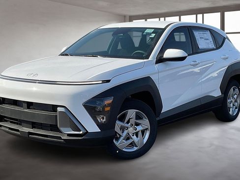 New 2026 Hyundai Kona SE image 2
