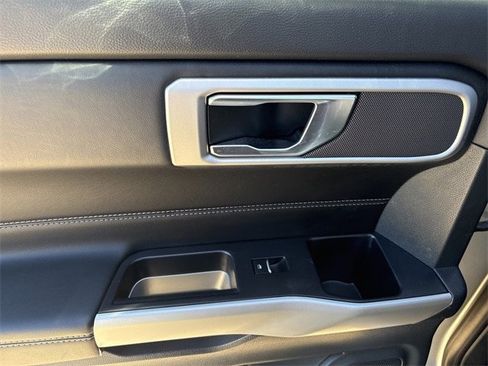 Used 2021 Ford Explorer XLT w/ Equipment Group 202A image 48