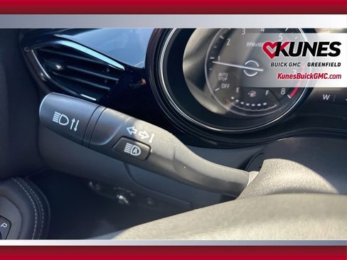 Used 2023 Buick Encore GX Preferred w/ Cold Weather Comfort Package AWD/4WD image 30