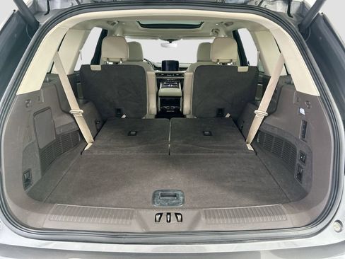Used 2023 Lincoln Aviator Reserve w/ Elements Package Plus RWD image 27