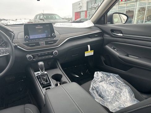 Certified 2025 Nissan Altima 2.5 SV image 20