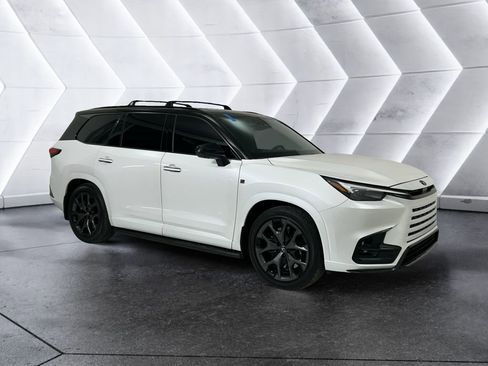 Used 2025 Lexus TX 500h AWD w/ Technology Package image 1