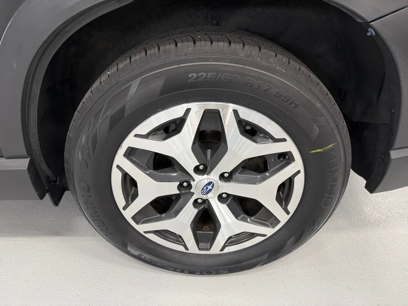 Used 2019 Subaru Forester Premium w/ All-Weather Package AWD/4WD image 33