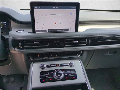 Used 2020 Lincoln Aviator Reserve AWD/4WD image 15
