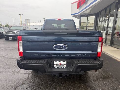 Used 2019 Ford F250 XL w/ Power Equipment Group RWD image 5