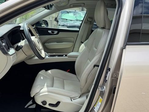 Certified 2024 Volvo XC60 B5 Ultimate AWD/4WD image 12