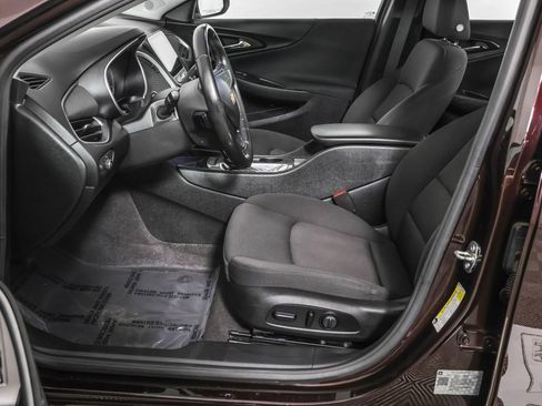 Used 2020 Chevrolet Malibu RS image 22