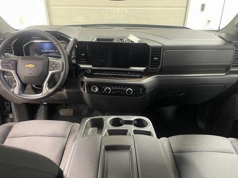 Used 2023 Chevrolet Silverado 1500 LT AWD/4WD image 13