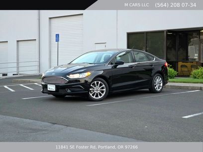 Used 2017 Ford Fusion SE w/ Fusion SE Technology Package