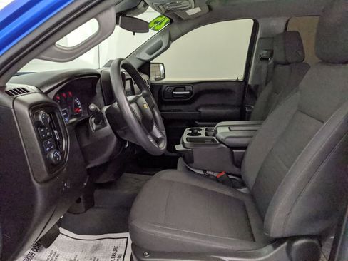 Used 2025 Chevrolet Silverado 1500 Custom image 21